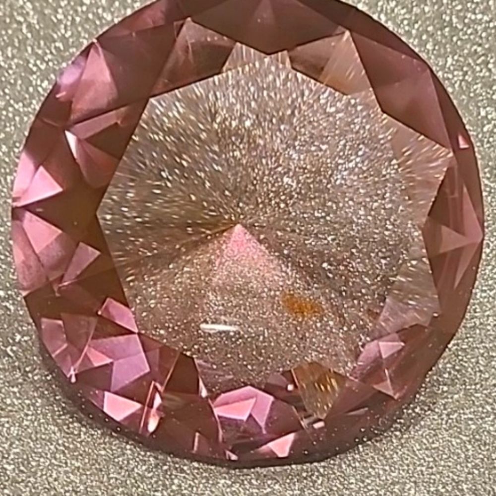 Allure Decorative Pink Diamond - Picture 3 of 7
